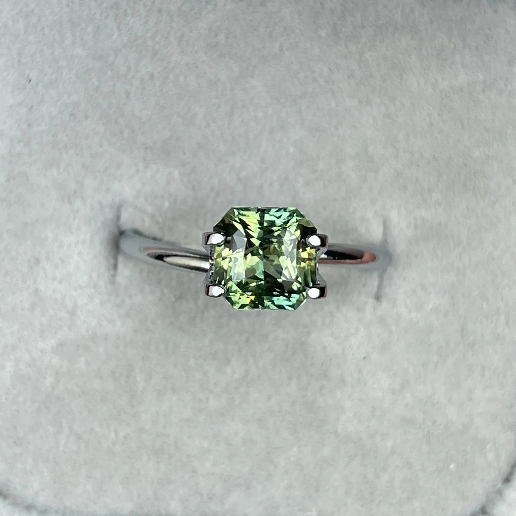 2.09 crt. Sapphire, Green Sapphire, Heated, Loose Sapphire, Radiant Shape, Sapphire, Natural Sapphire, Blue green sapphire, Teal Sapphire