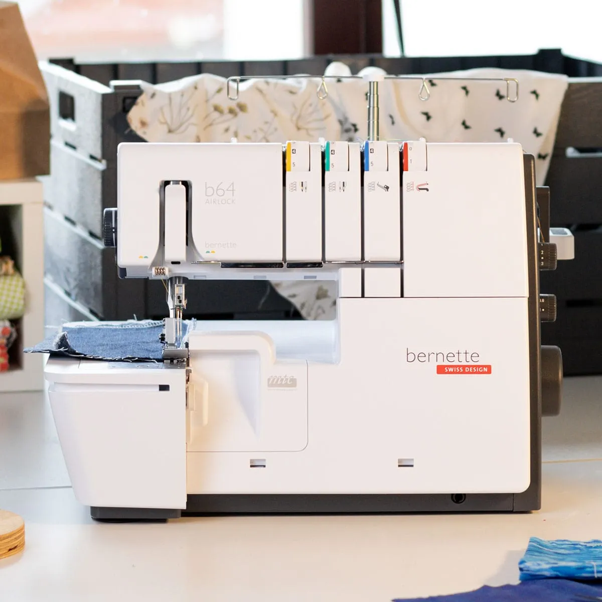 Bernette B64 Airlock Overlocker Machine