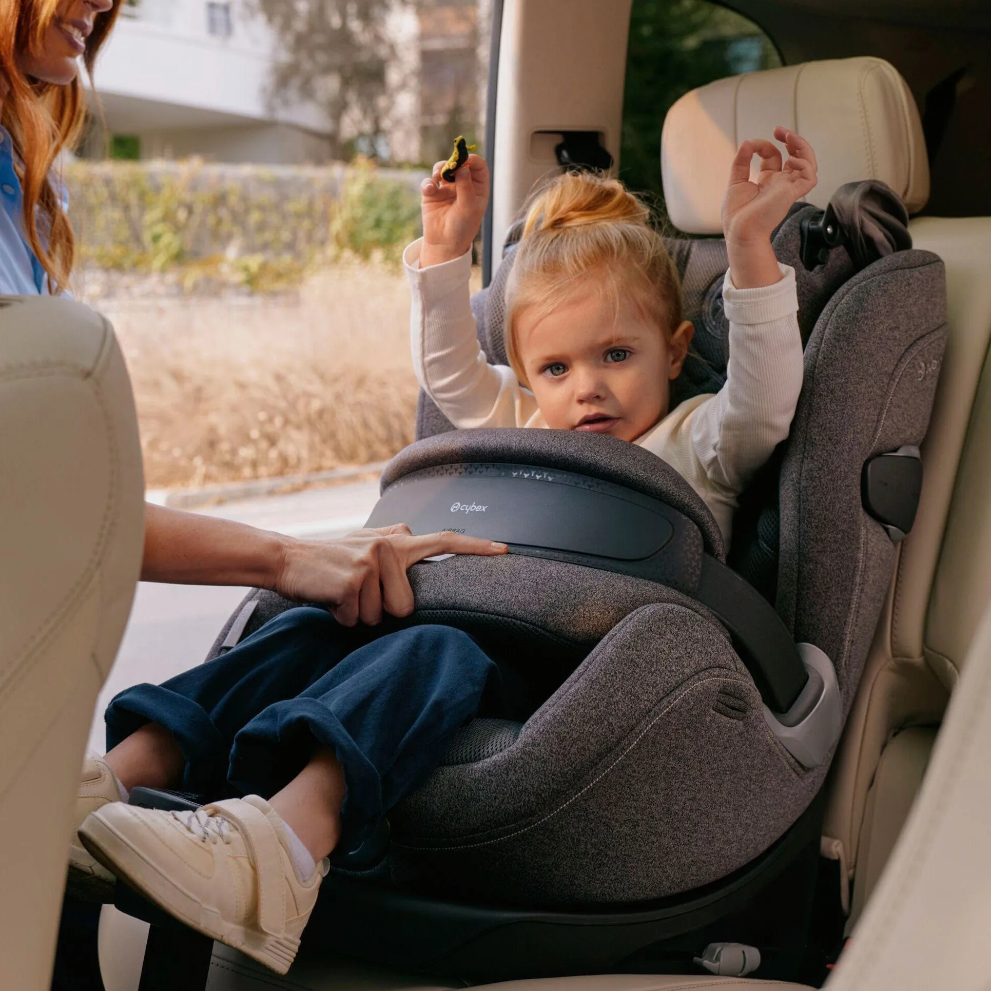 Cybex Anoris T2 i-Size Car Seat in Mirage Grey