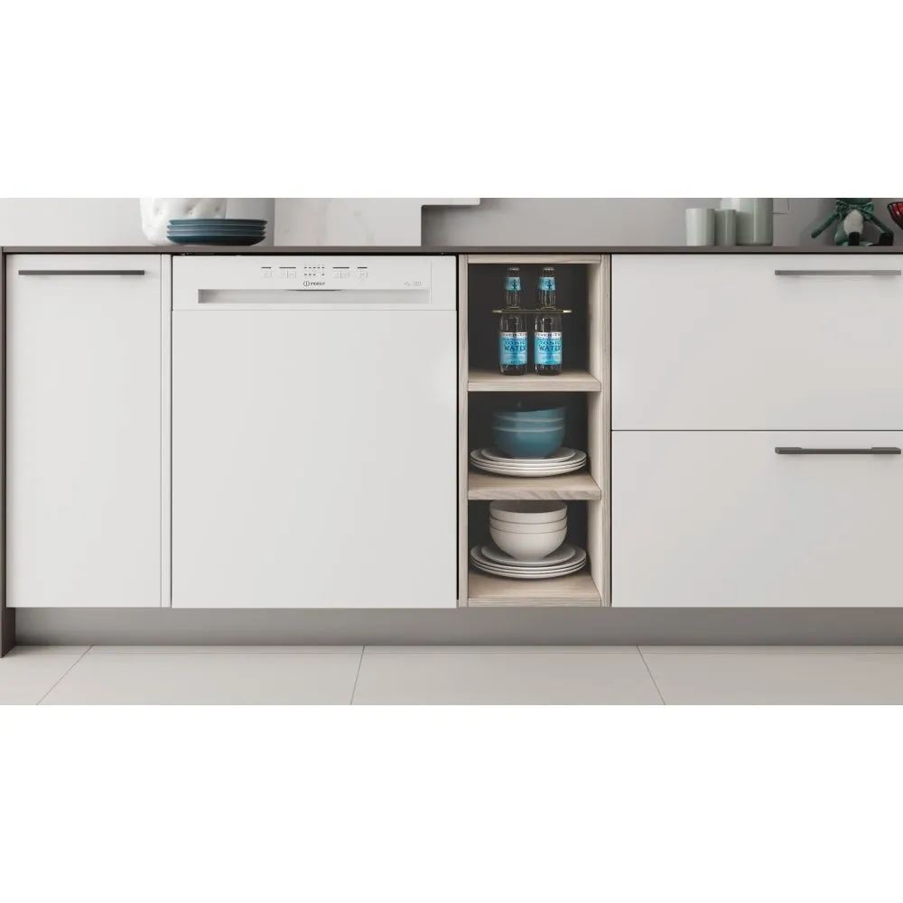 Indesit I3BL626UK 14 Place Settings Semi Integrated Dishwasher