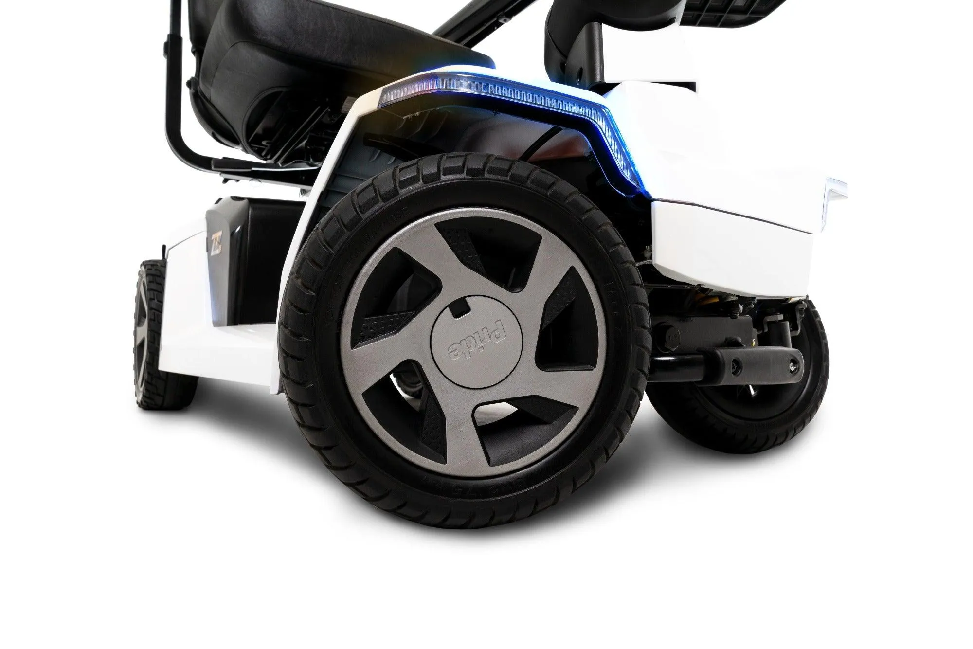 New Pride Mobility Zero Turn 10 (ZT10) 4-Wheel Mobility Scooter | Max Speed 7 MPH | 400 LBS Weight Capacity
