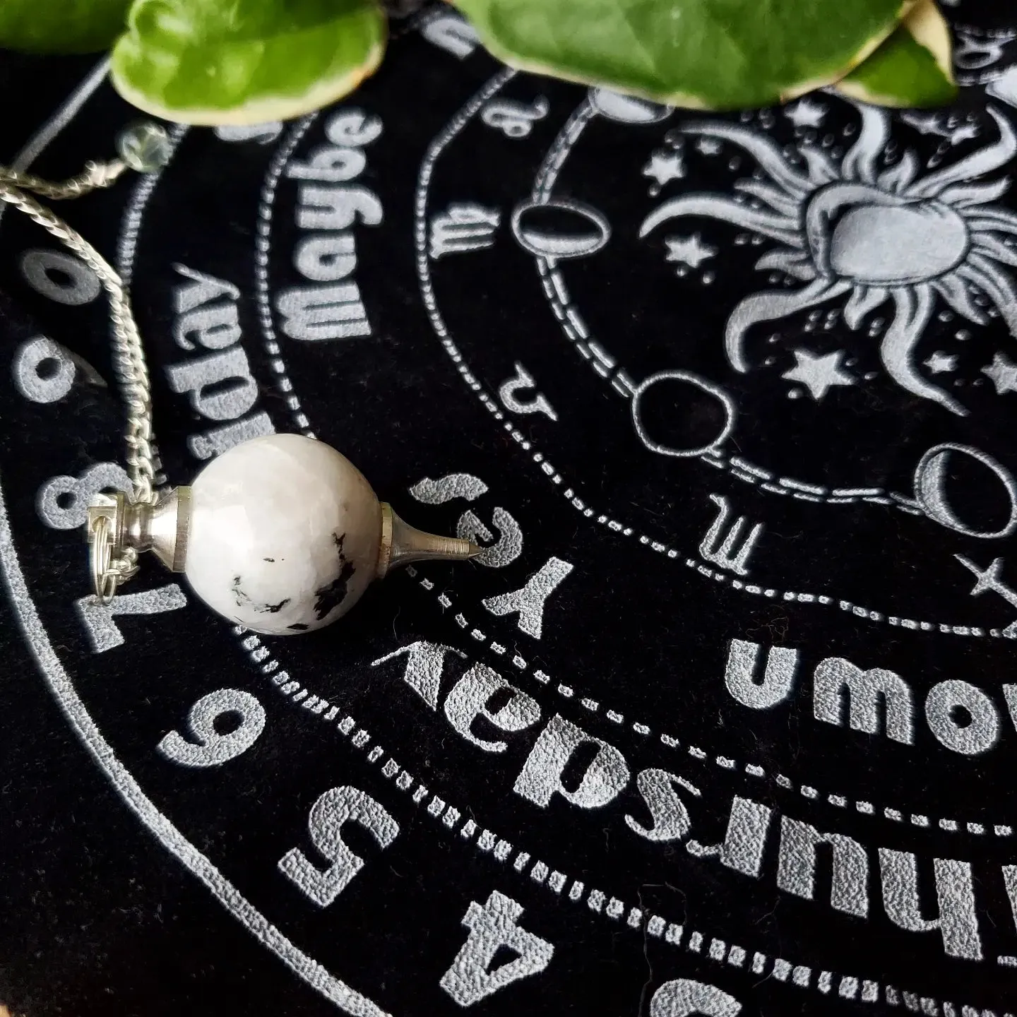 Pendulum Divination Kit